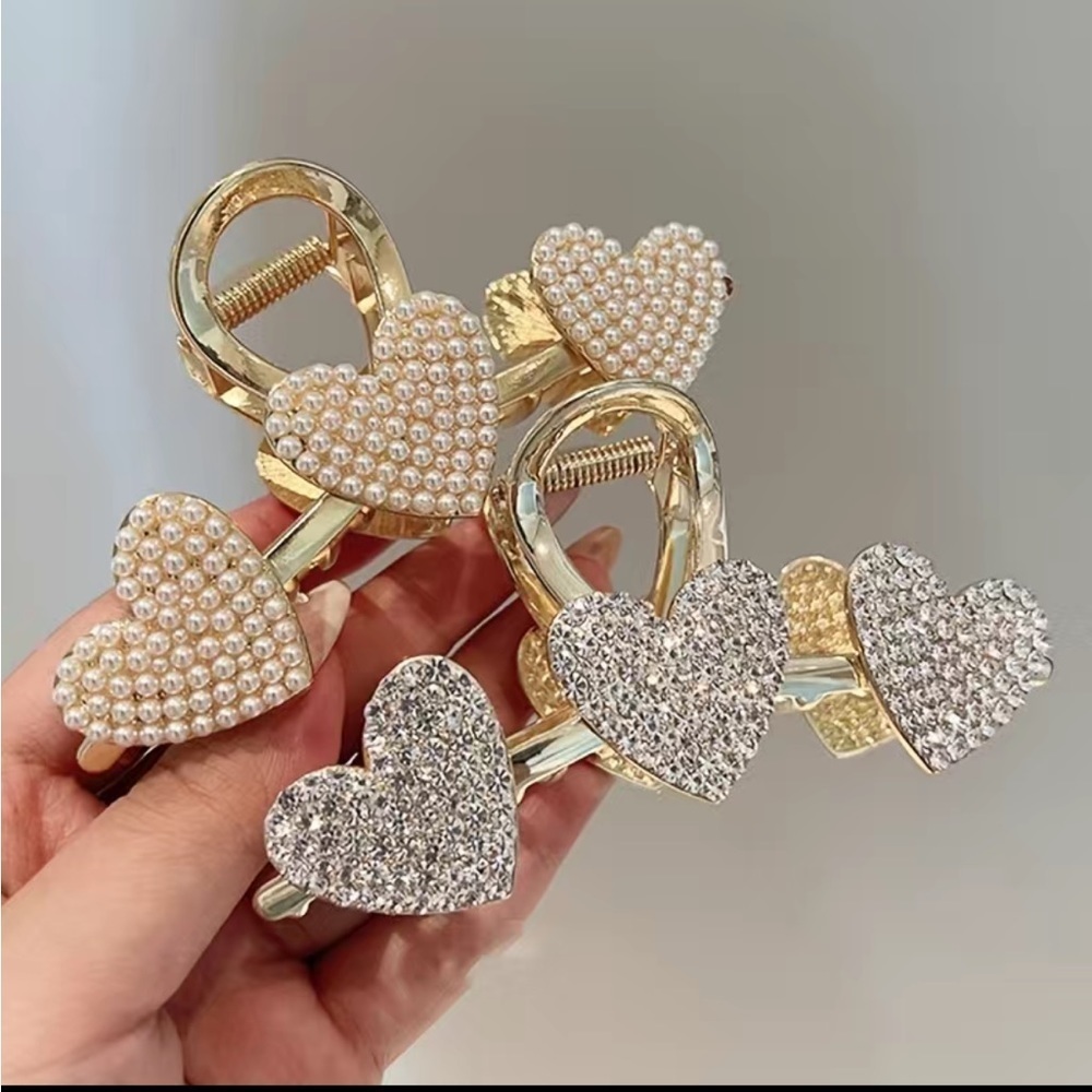 Gold Heart Rhinestone Hair Clips - Picture 3 of 8
